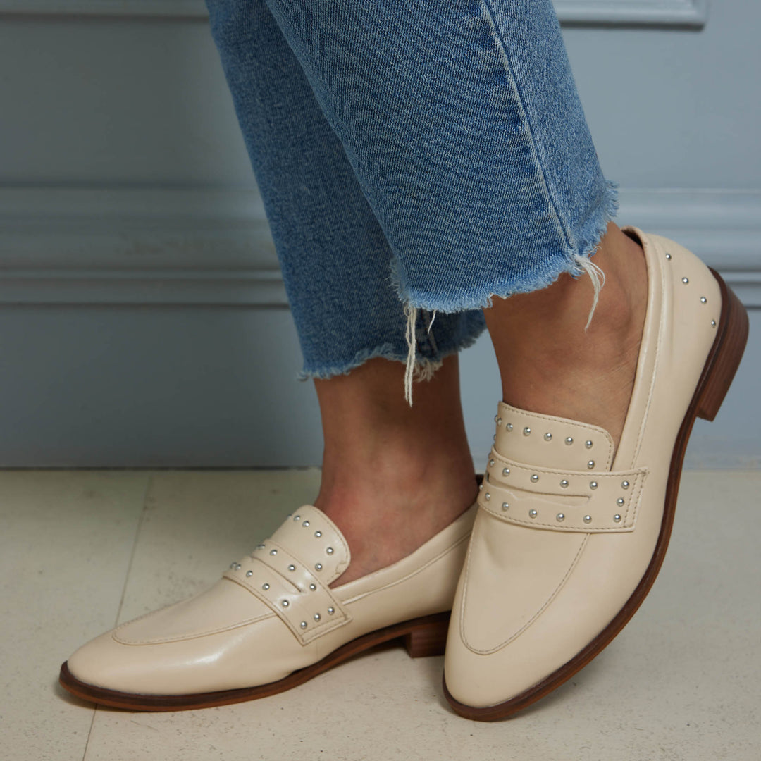 Loafer with Rivets Cream – The CAI Store1