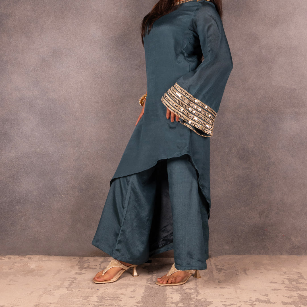 Gold Beaded Thong Heel