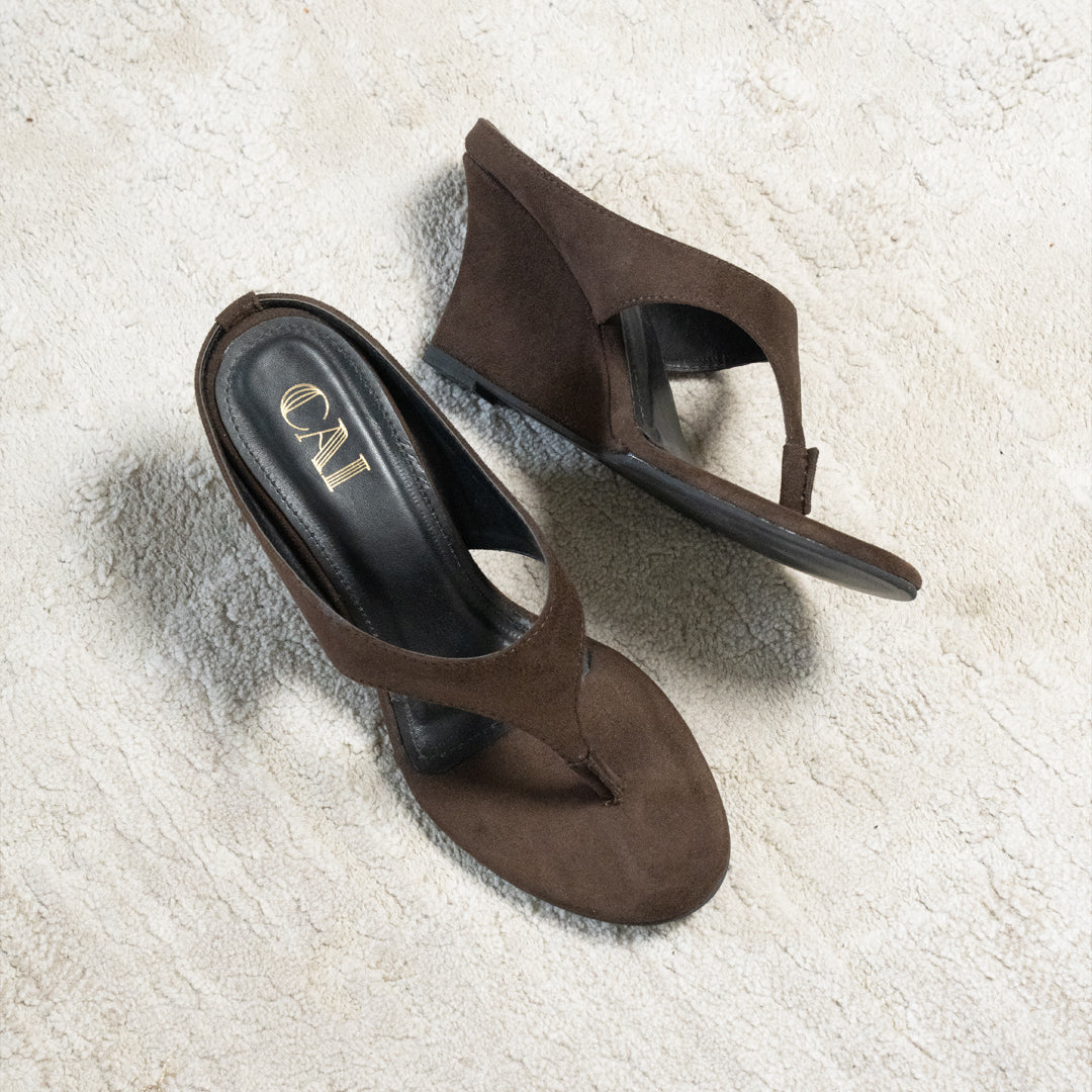 Cindy Suede Brown Wedge