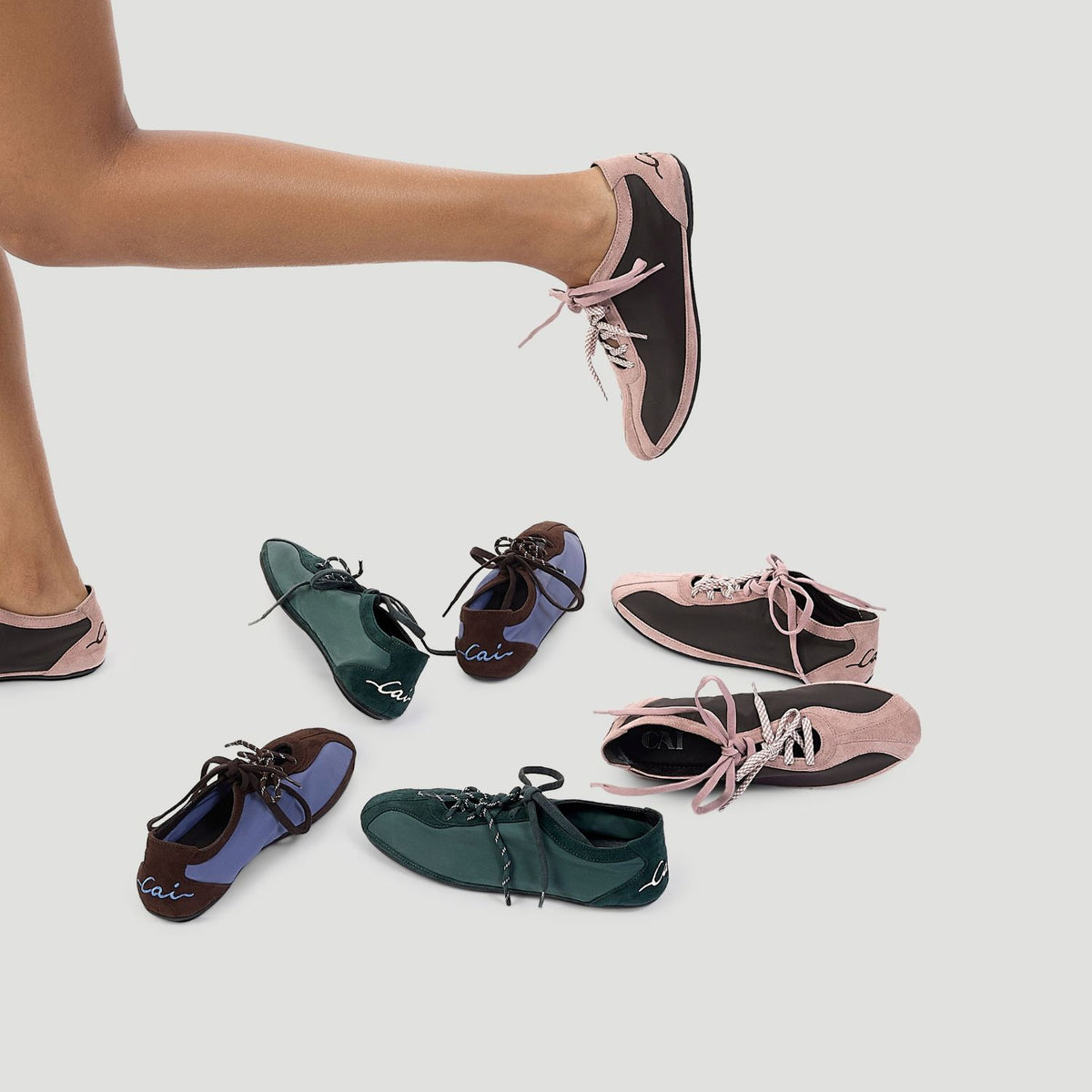 Evergreen Sneakerina