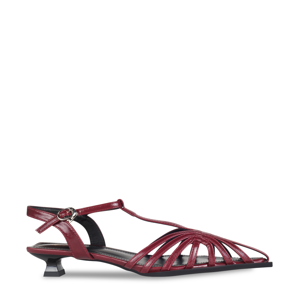 Webbed Maroon Slingback Heels
