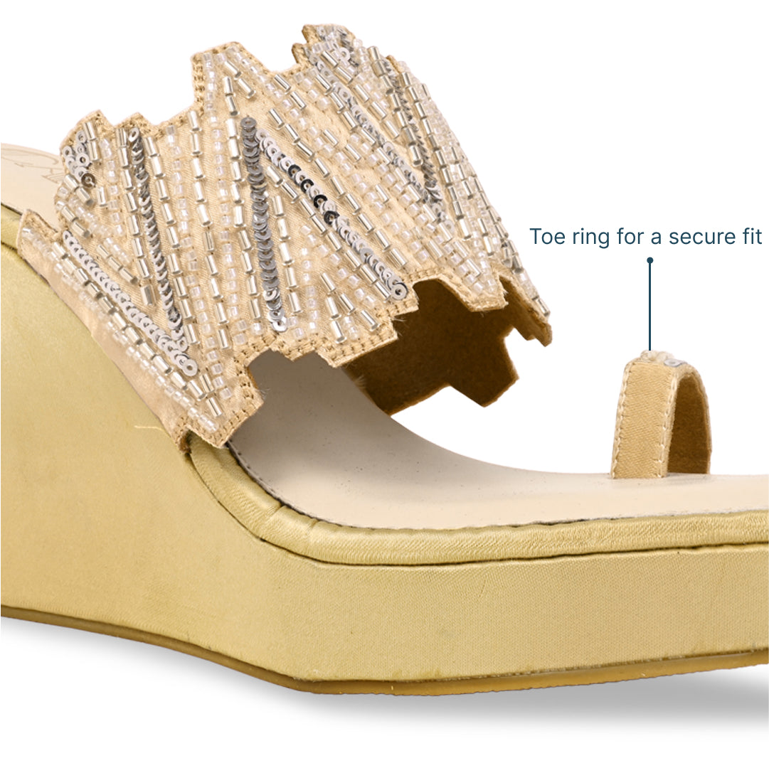 Dazzle Gold Line Toe Wedge