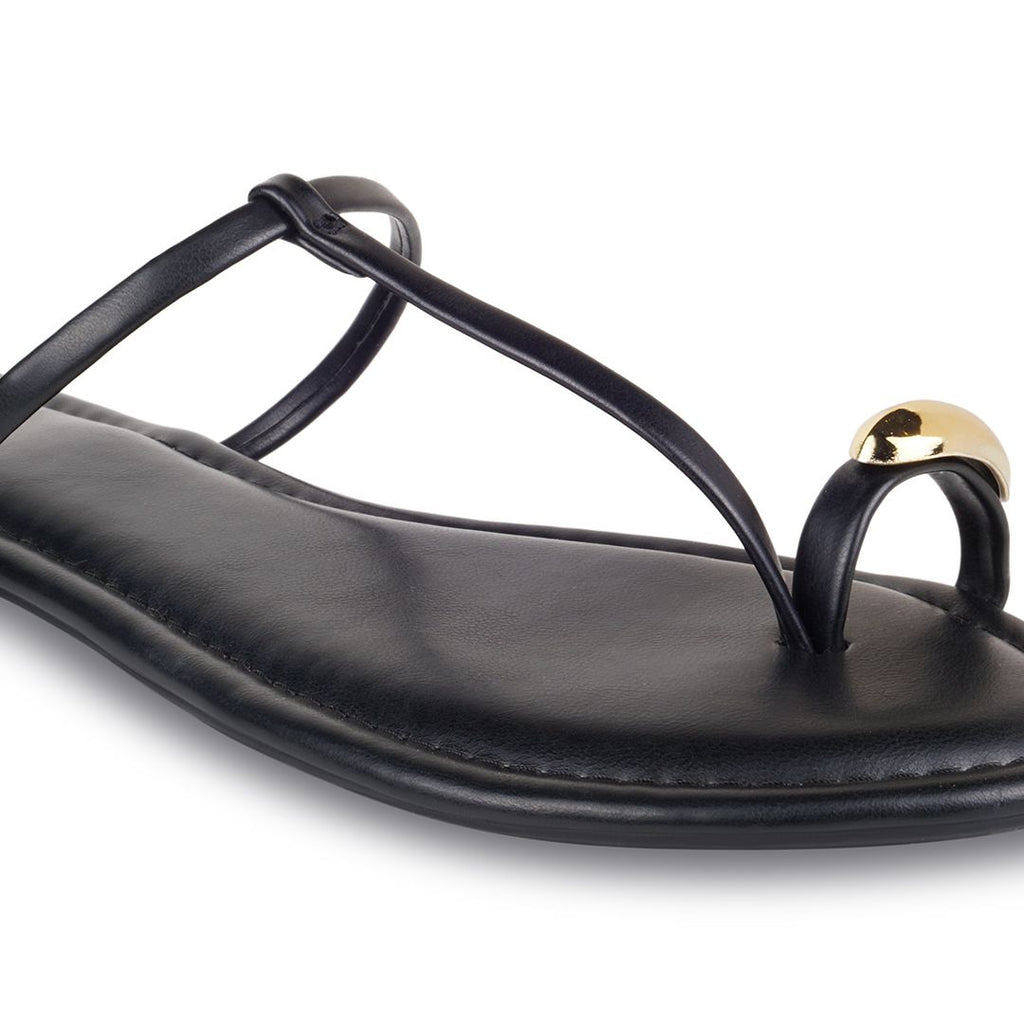 Noor Black Flats