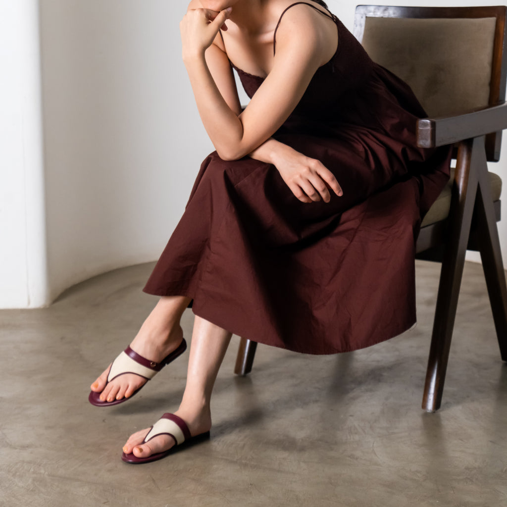Trine Maroon Flats