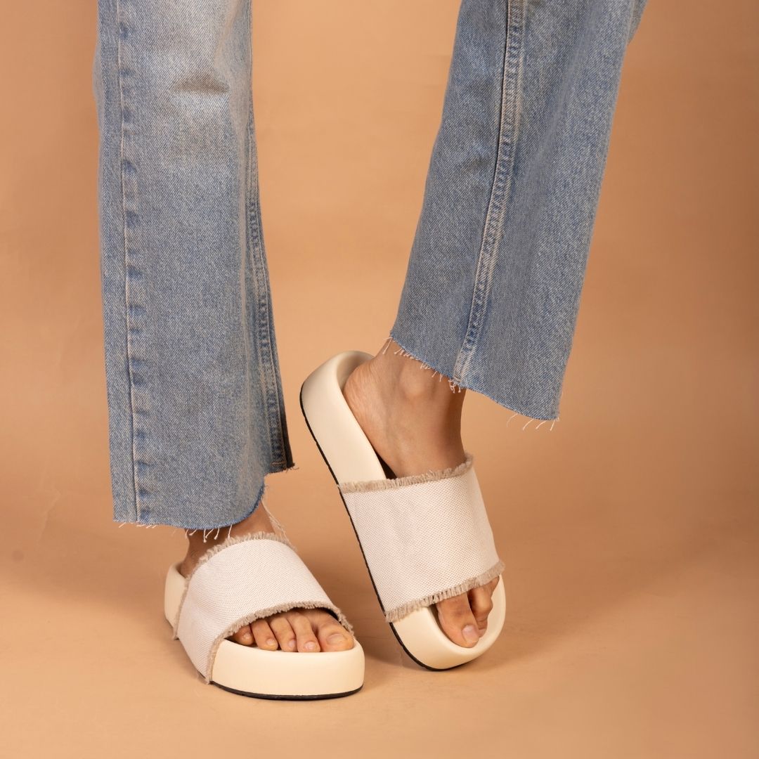 Creamy Canvas Slider