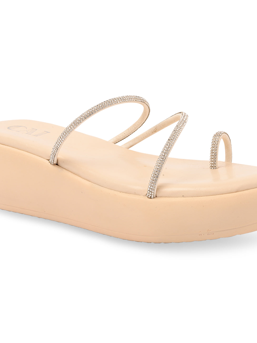 Diamond Toe Cream Platform