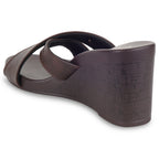 Axis Strapped Burgundy Wedge