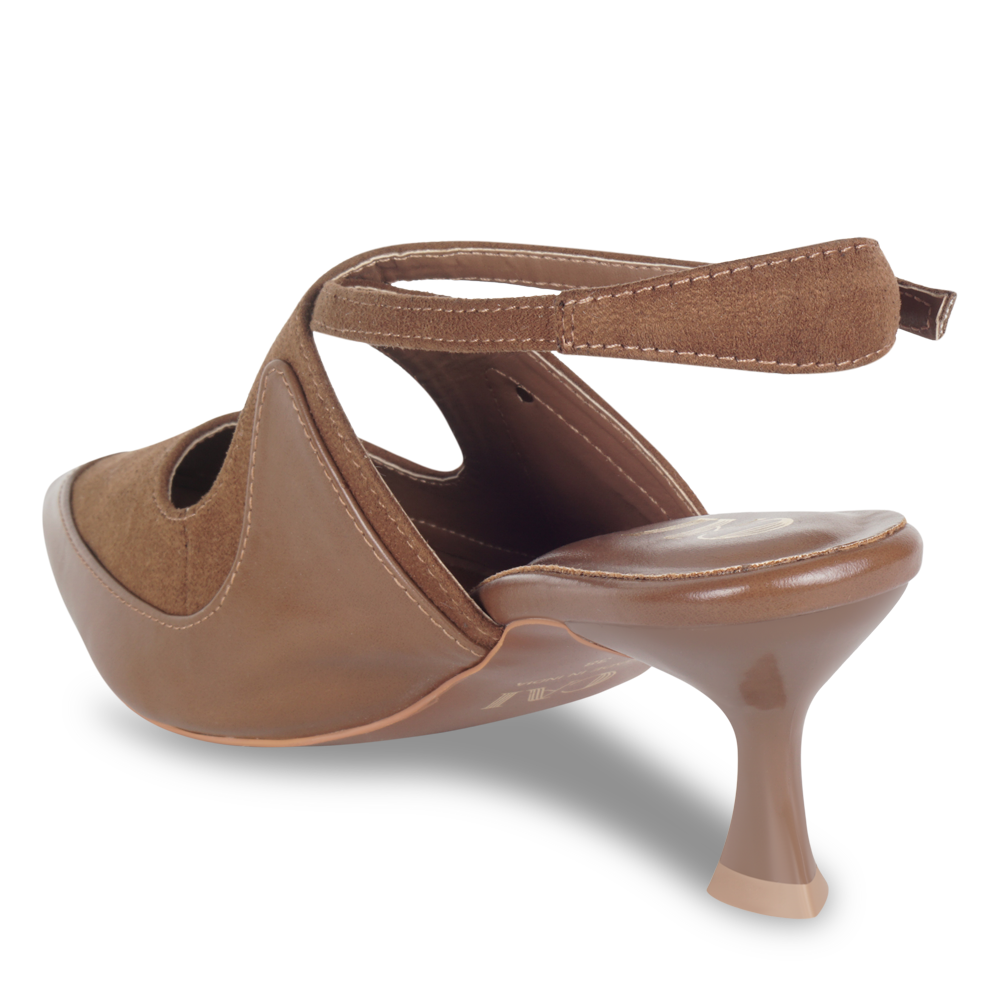 Double Edged Tan Closed Heel
