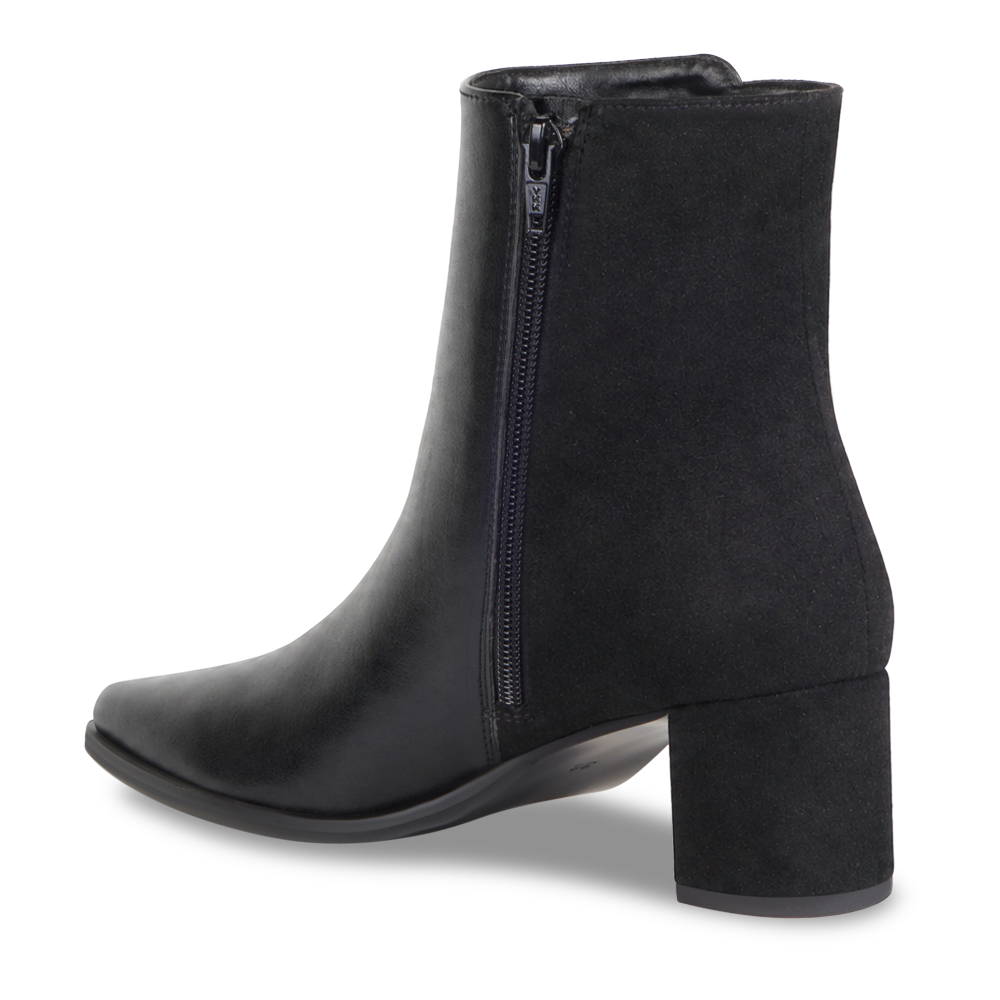 Bradshaw Black Boots