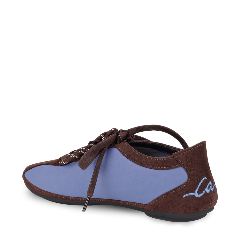 Lakeblue Sneakerina