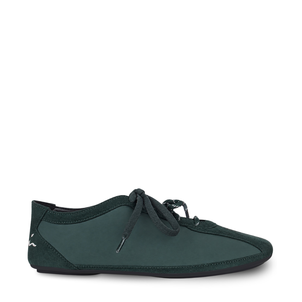 Evergreen Sneakerina