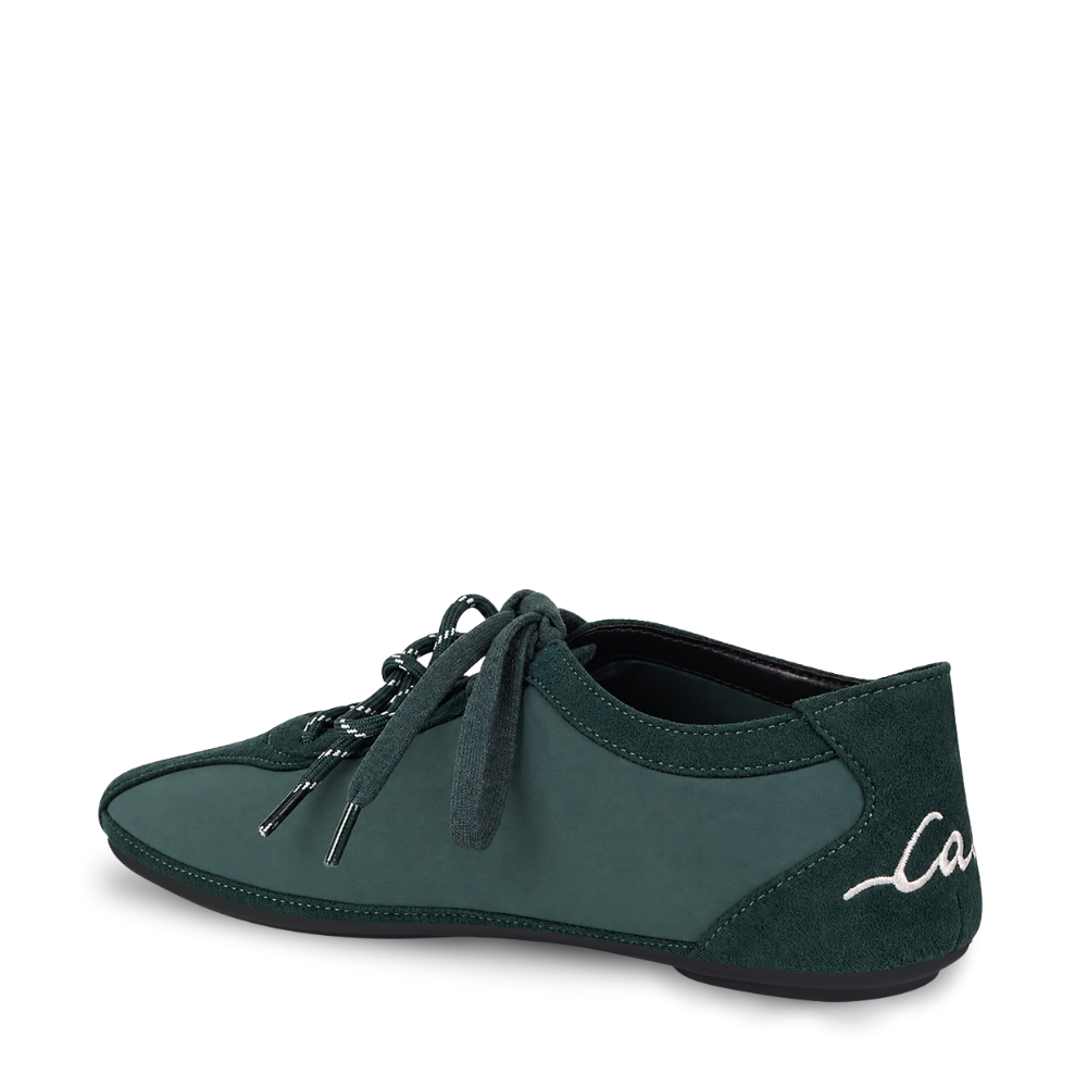 Evergreen Sneakerina