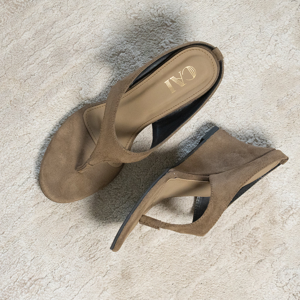 Cindy Suede Olive Wedge