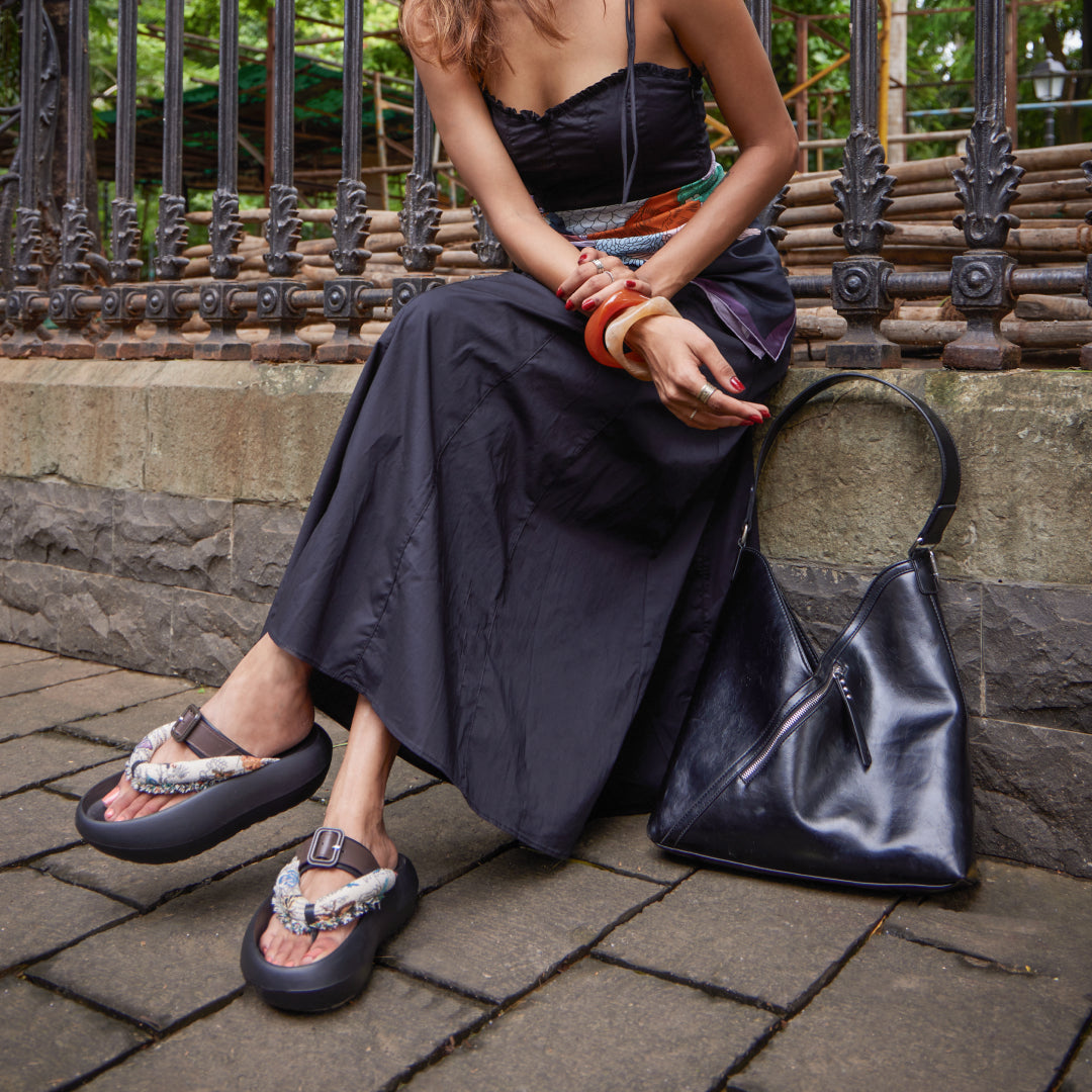 Canvas Bloom Thong Platform