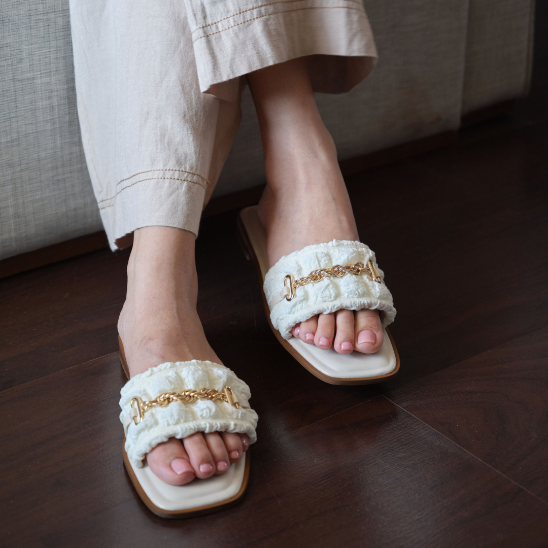 Cream Chained Pop Flats