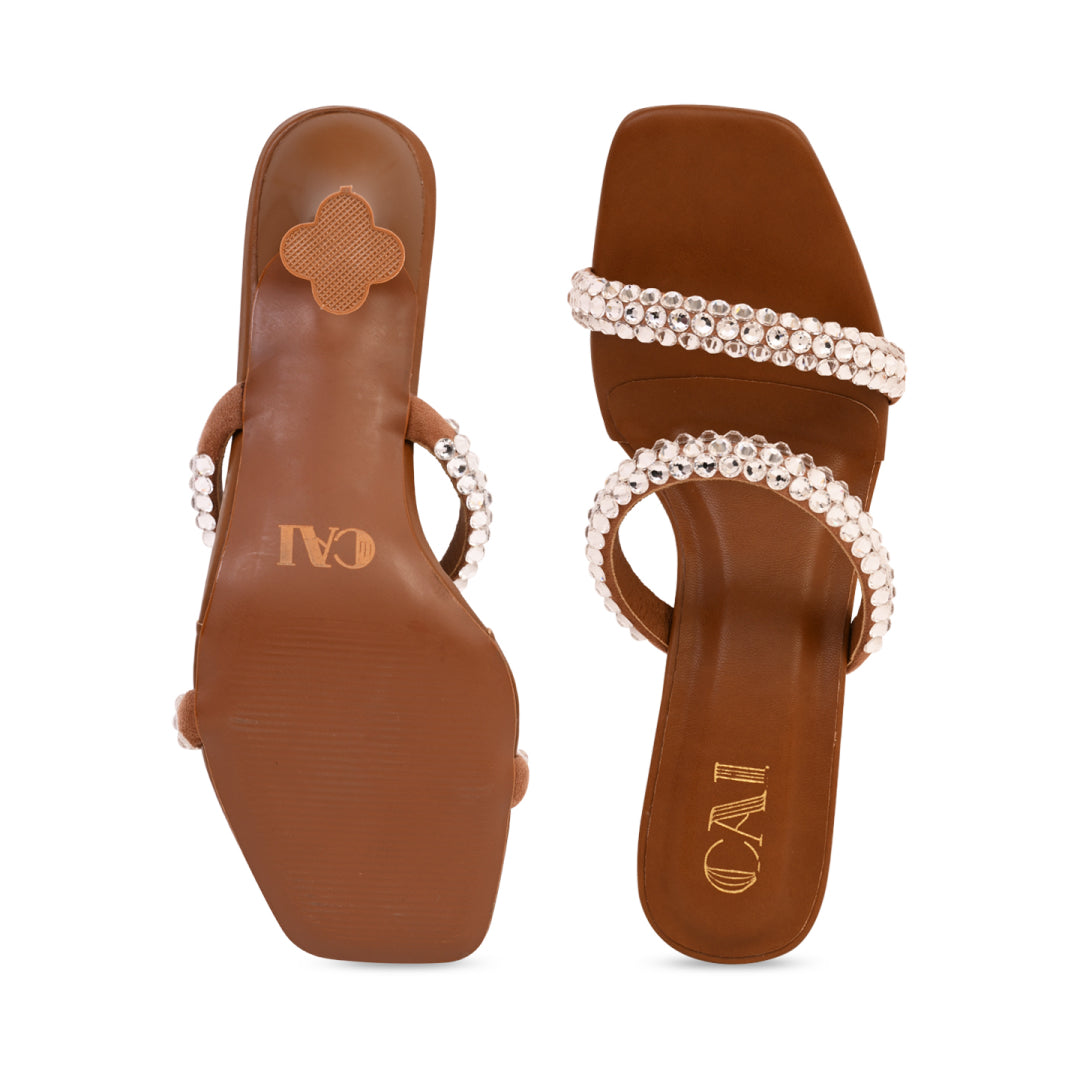Diamond Lace Two Strap Tan Heel