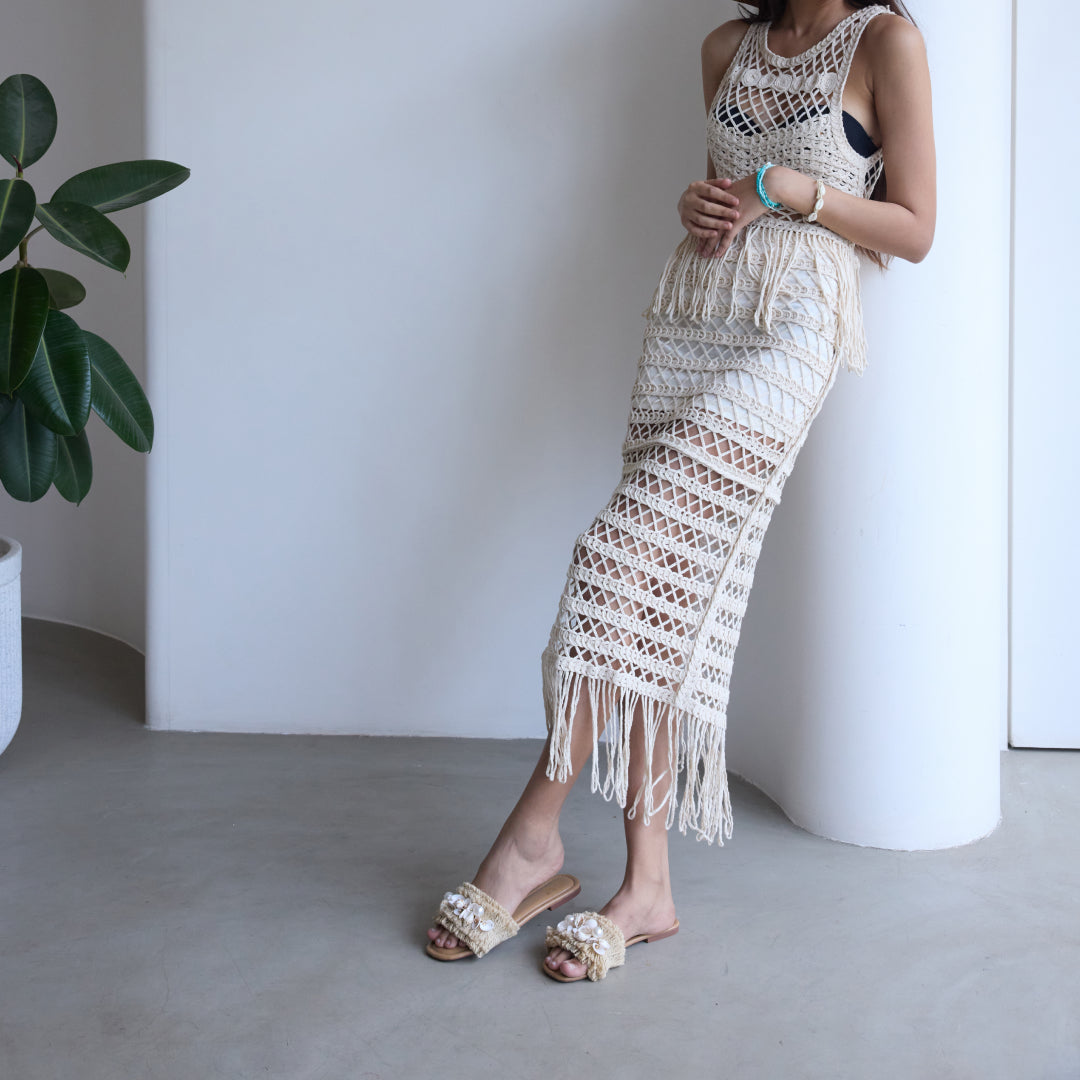 Beige Shell Flat
