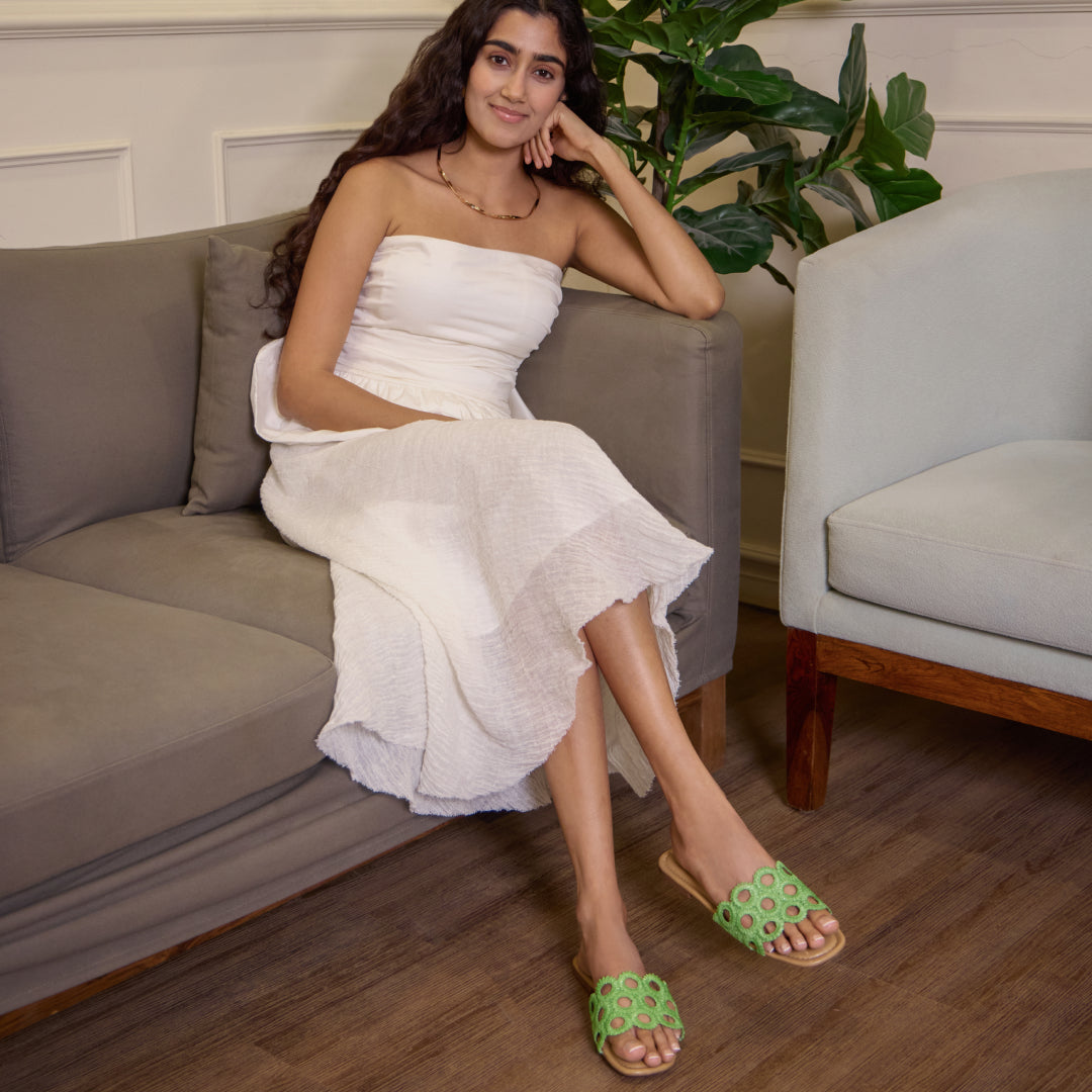 Circular Green Raffia Flat