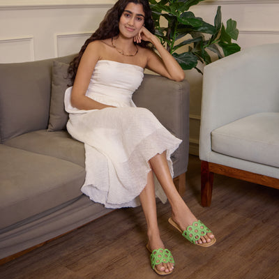 Circular Green Raffia Flat