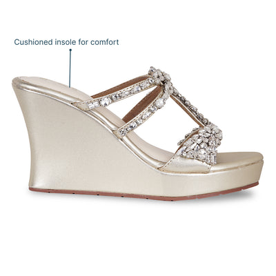 Jewel Lifted Gold Wedge