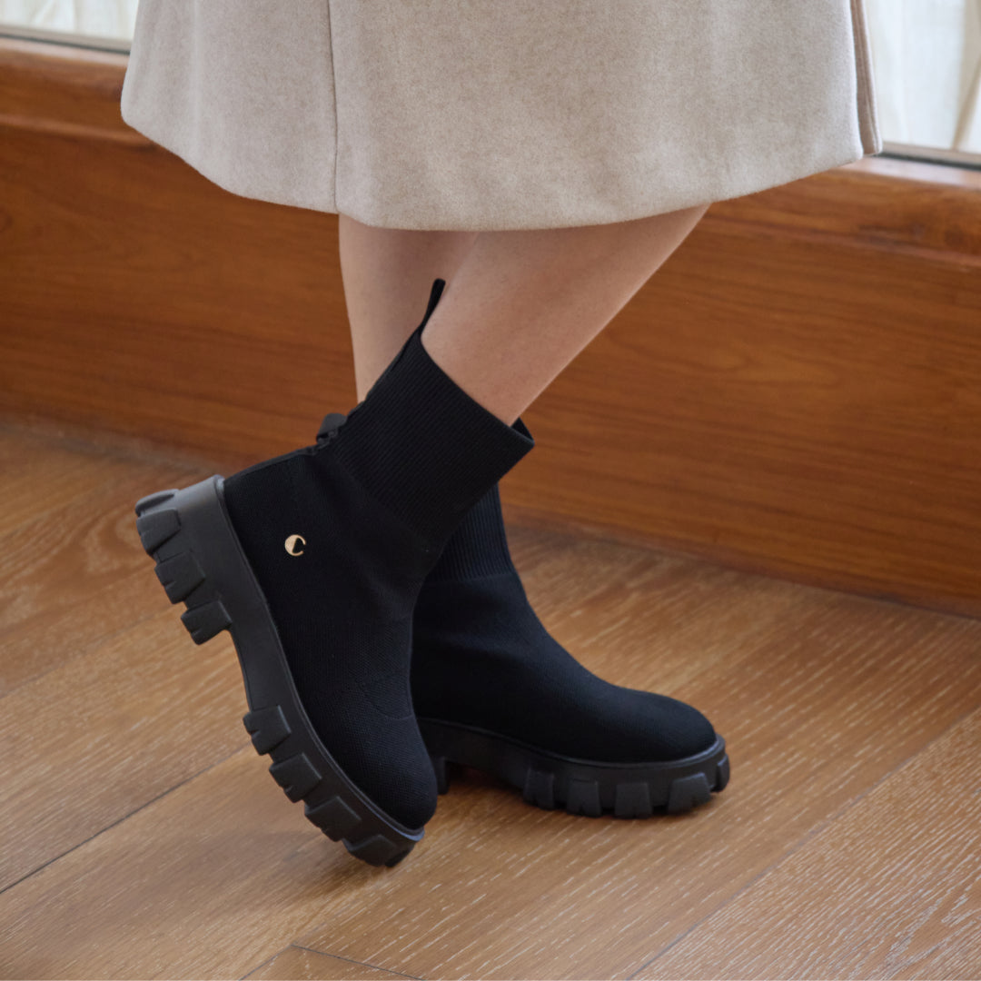 Knitwear Black Boots