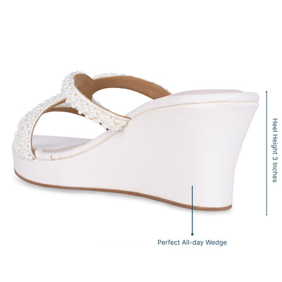 Intricate Pearl Wavy Wedge