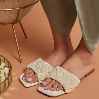 Women Flats - Buy Stylish Flat Sandals For Women – The CAI Store