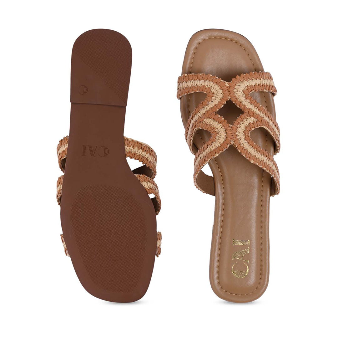 Wavy Beige and Tan Raffia Flat