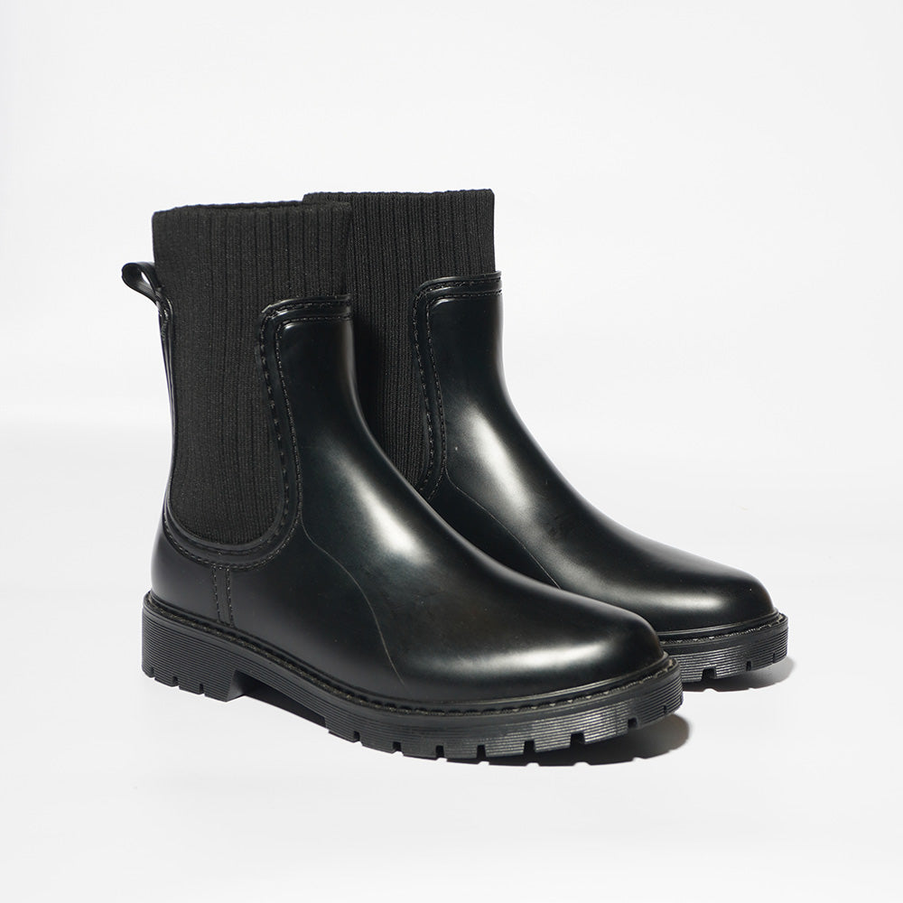 Black Wellington Boots