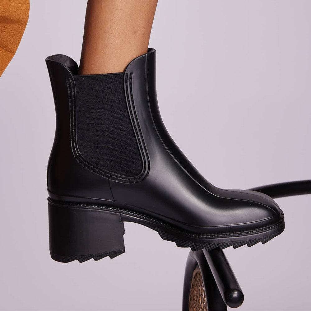 Black Heeled Boots – The CAI Store
