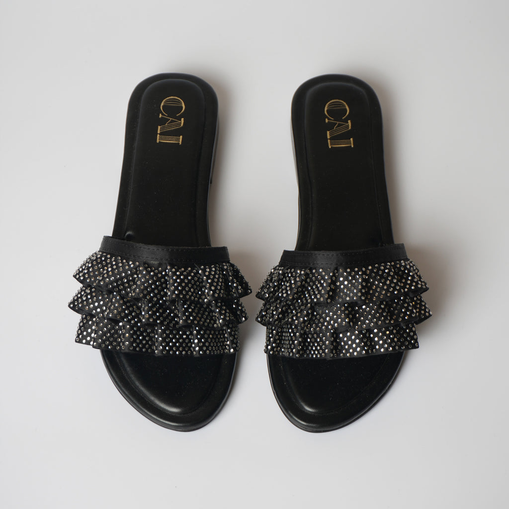 Ruffled Black Diamonds Flat
