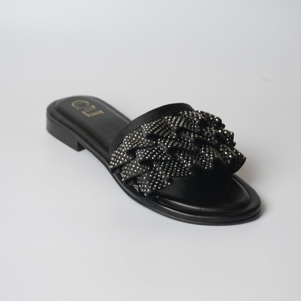 Ruffled Black Diamonds Flat