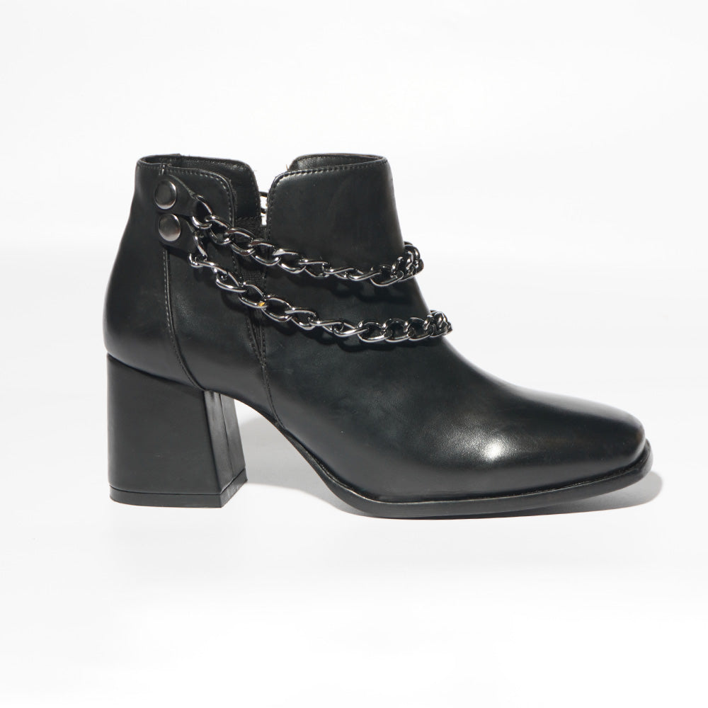Chunky Metal Chain Boots