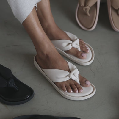 Knotted Thong Cream Flat
