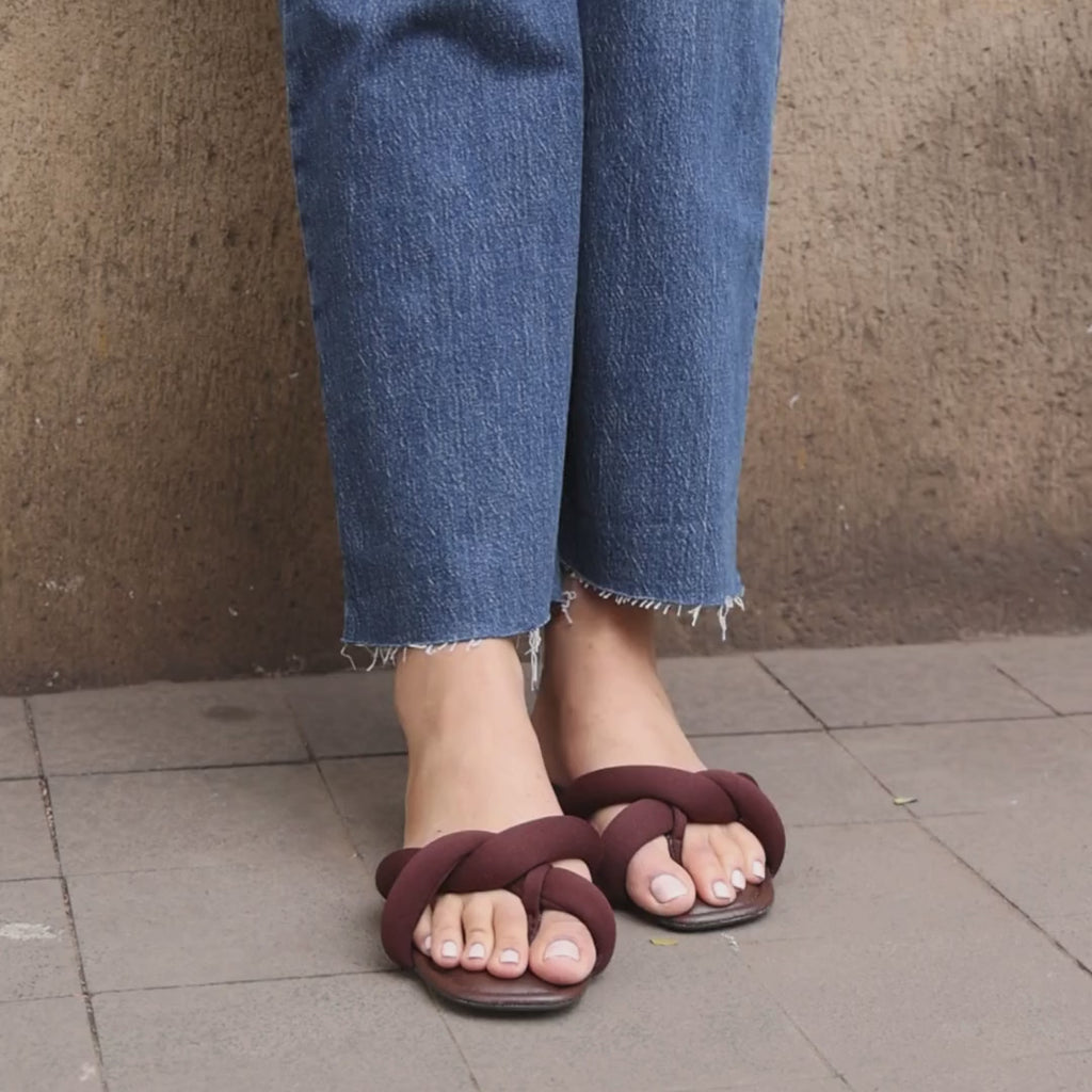 CloudKnot Mocha Flats