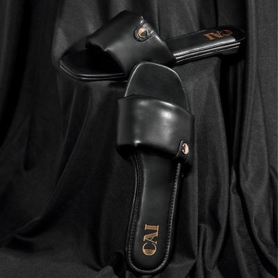 Black Cushy Flats